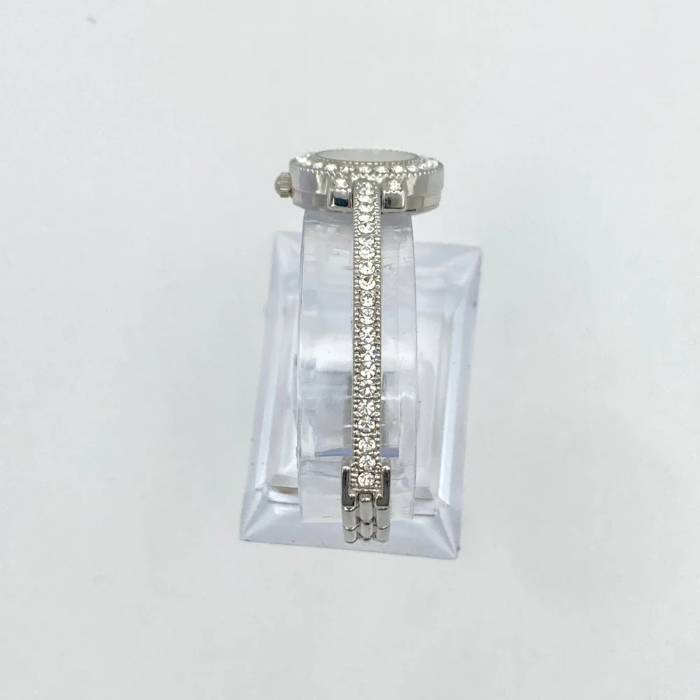 Collezio Womens Watch 22mm Silver Tone Crystals Bling MOP Dial New Battery 6.75